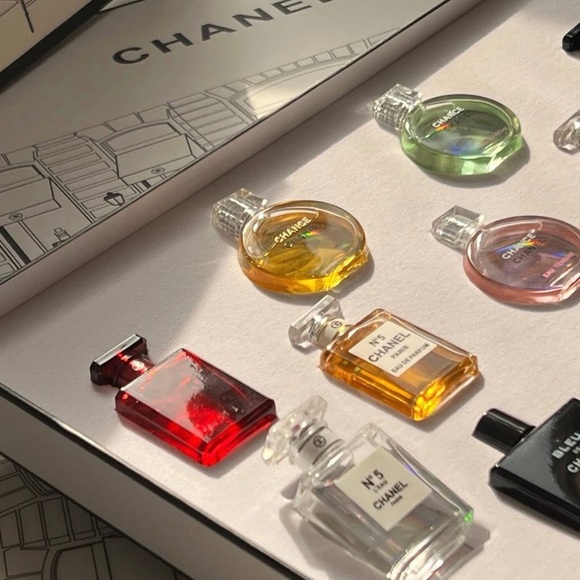 Chanel Assorted Mini Fragrance Collection - Picture 2 of 3